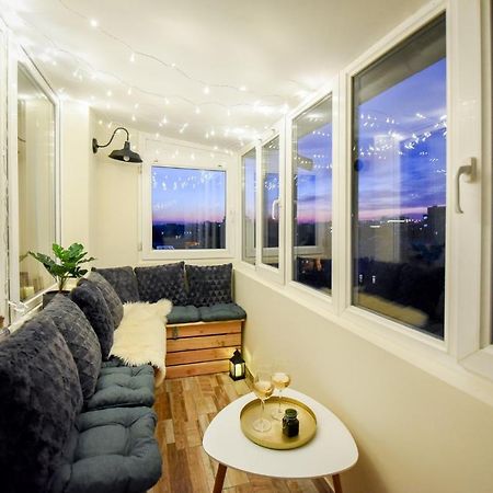 The Dream Apartment - Near Radisson Hotel Bucharest Luaran gambar