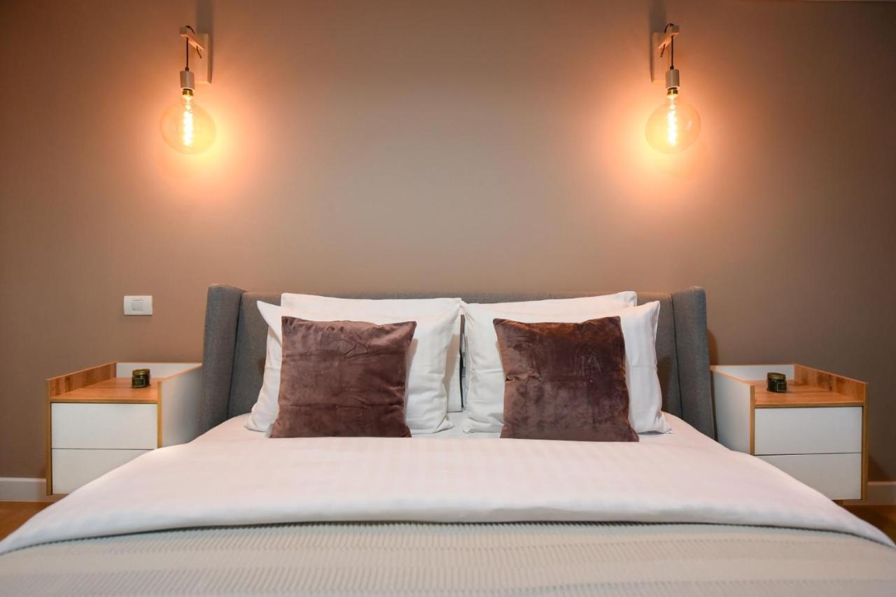 The Dream Apartment - Near Radisson Hotel Bucharest Luaran gambar