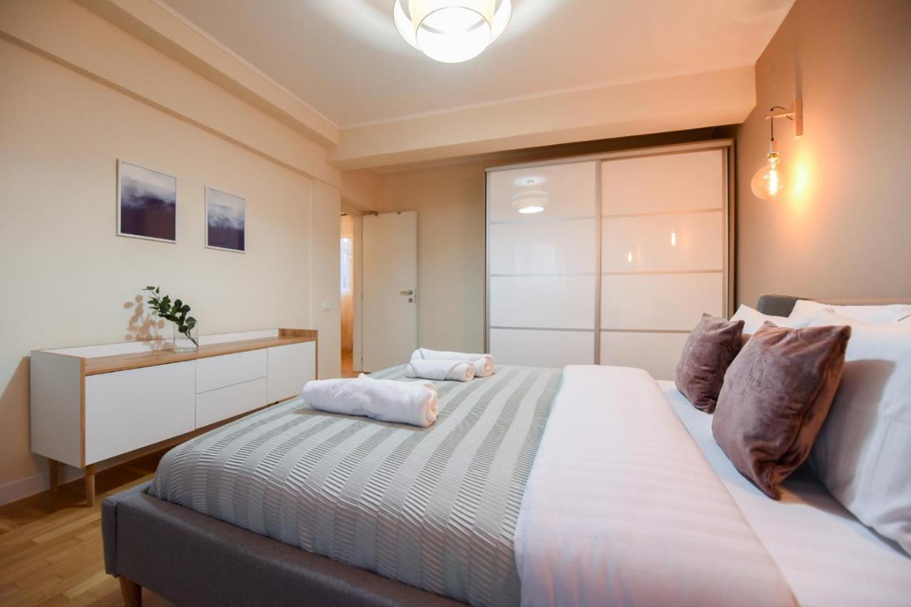The Dream Apartment - Near Radisson Hotel Bucharest Luaran gambar